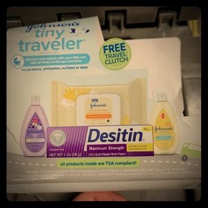 Johnson Travel Pack W/ Clutch